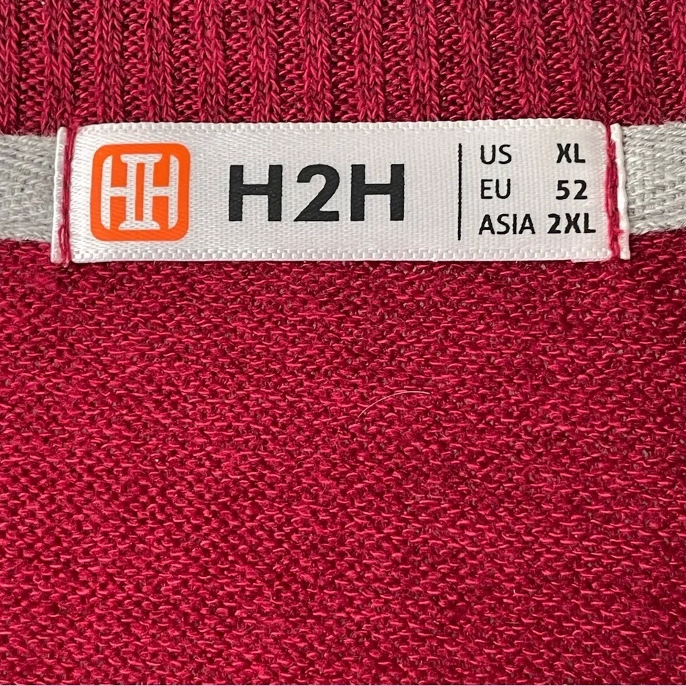 Men’s Red V-Neck Sweater Size XL Transitional Outdoor Casual Cozy Preppy Y2K‎
